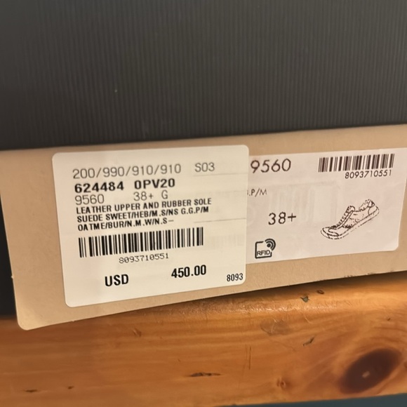 Gucci Tricolor Leather and Suede G74 Sneakers Size 38+, 8.5, includes box - Picture 4 of 10